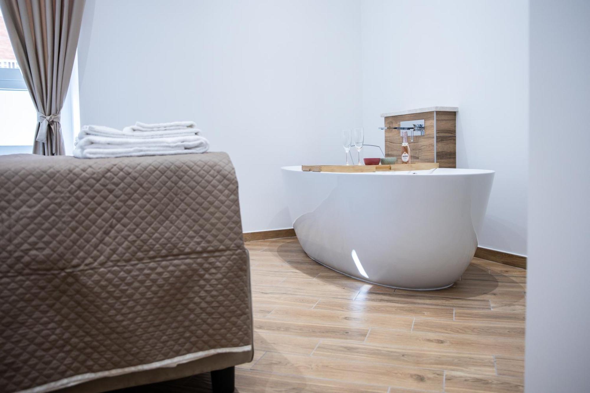 Dimora Diaz B&B Napoli Ngoại thất bức ảnh