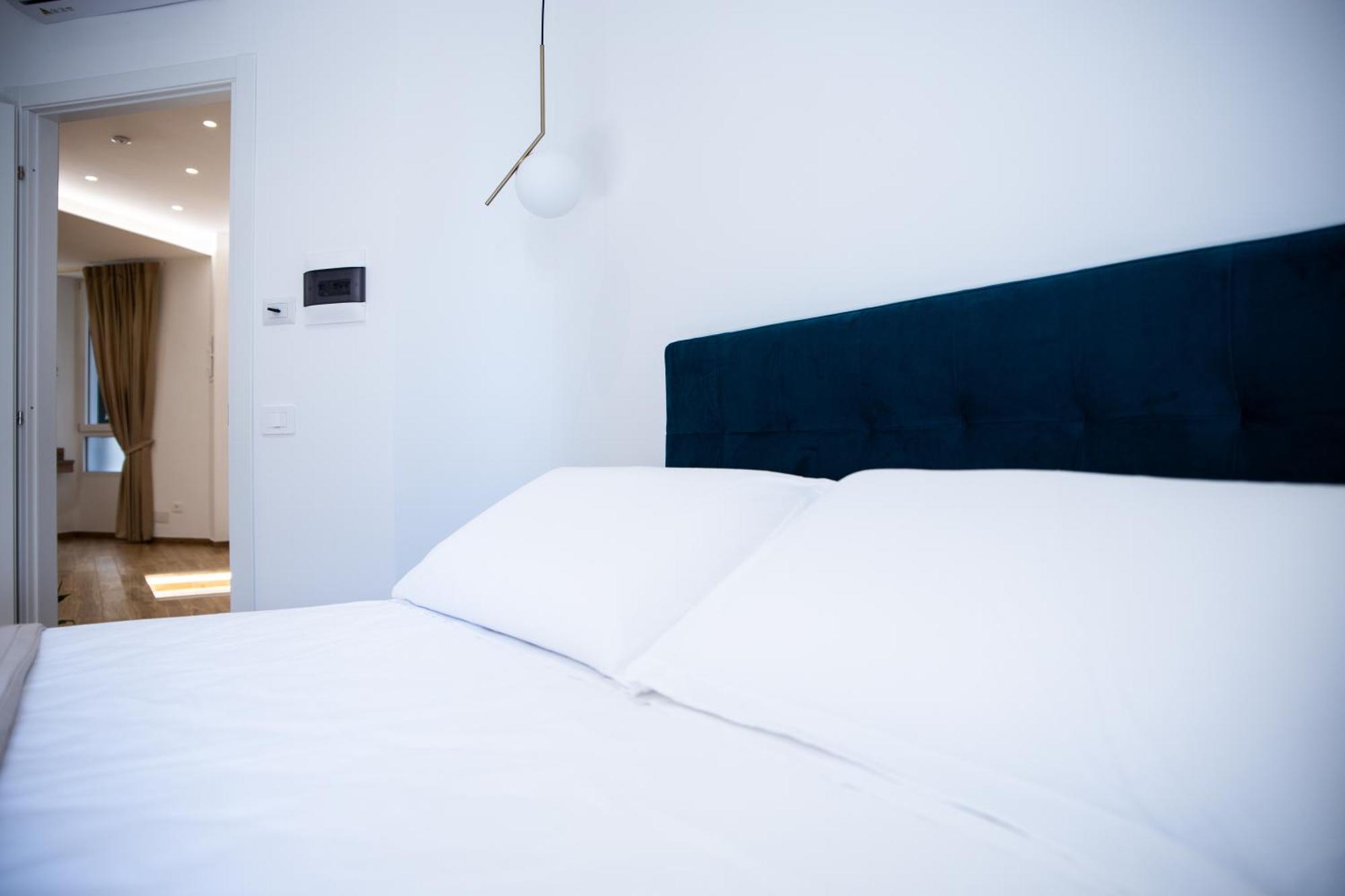 Dimora Diaz B&B Napoli Ngoại thất bức ảnh